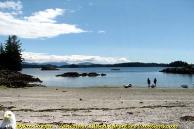 Hand Island - Broken Islands Group